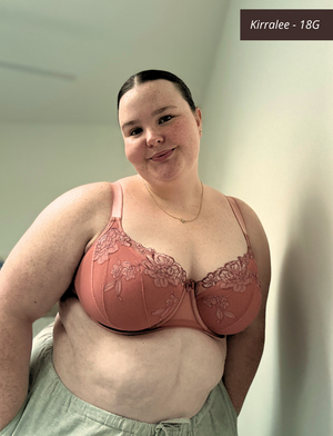 sg-18-20 Elomi Teagan UW Padded Half Cup Bra Ash Rose