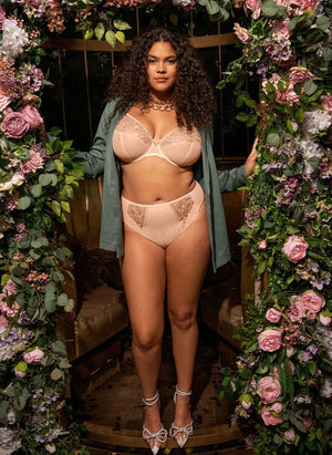 Elomi Lingerie - Non-Moulded Elomi Namrah UW Bandless Plunge Bra Pale Blush