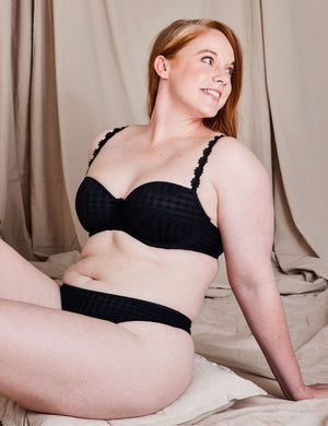 Marie Jo T-Shirt Bra - Moulded Marie Jo Avero Padded Balcony Bra Black