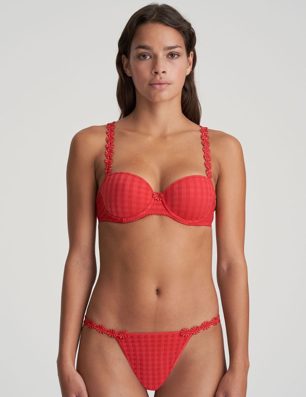 Marie Jo T-Shirt Bra - Moulded Marie Jo Avero Padded Balcony Bra Scarlet