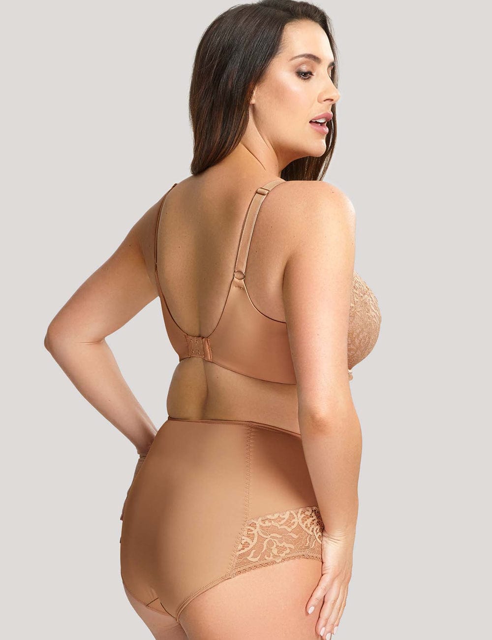 Sculptresse Bra - Basics Sculptresse Estel Full Cup Bra Honey