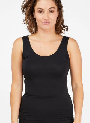 Tani Clothing - Basics - Top Tani Scoop Tank Black