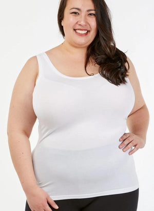 Tani Clothing - Basics - Top Tani Scoop Tank White