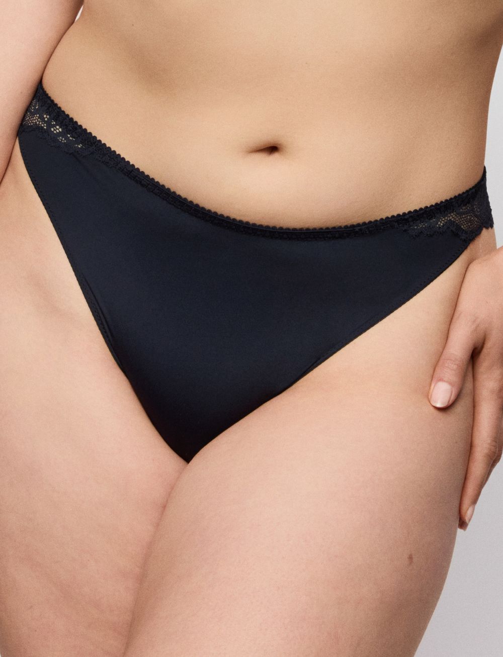 Primadonna Salerno Thong Midnight Blue
