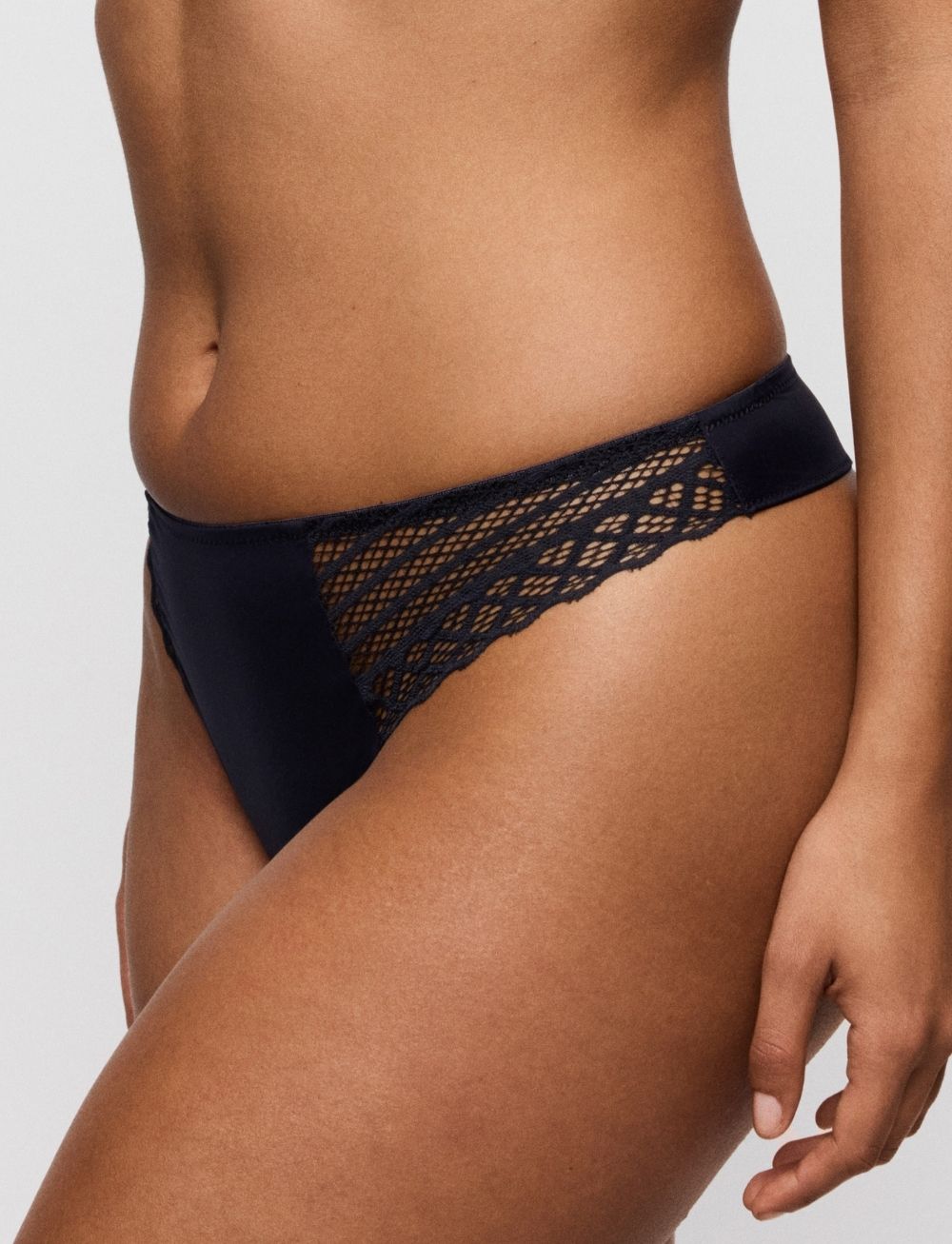 Primadonna Twist Twist Side Thong Charcoal