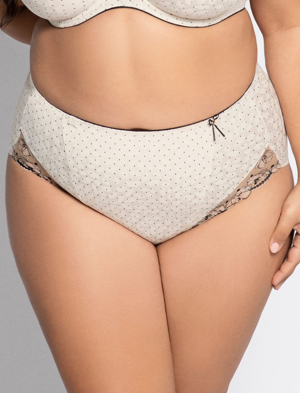 Ulla Marilyn High Waist Briefs Ivory