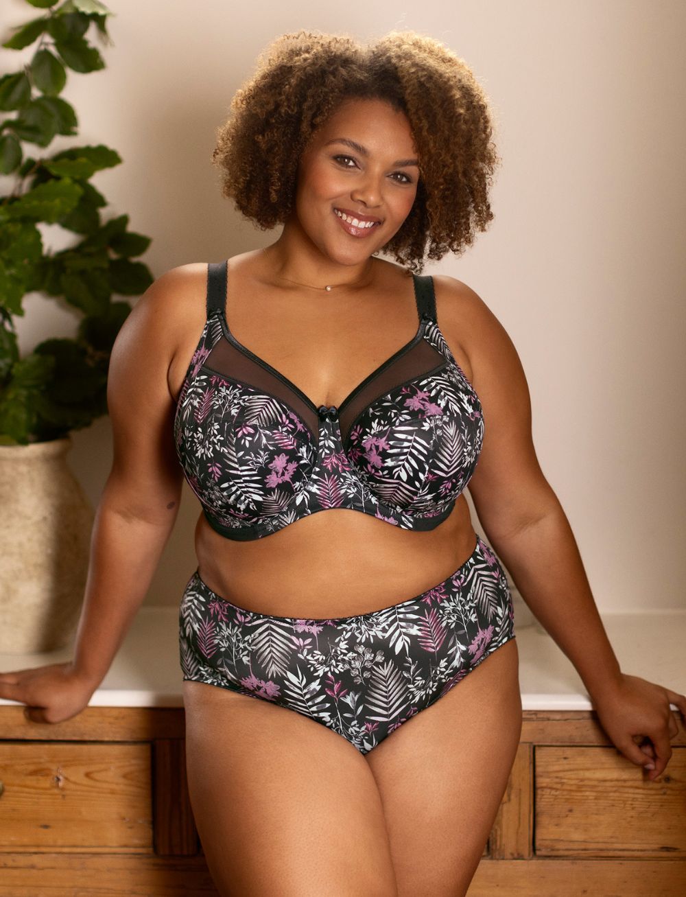 Goddess Kayla Full Cup Bra Charcoal