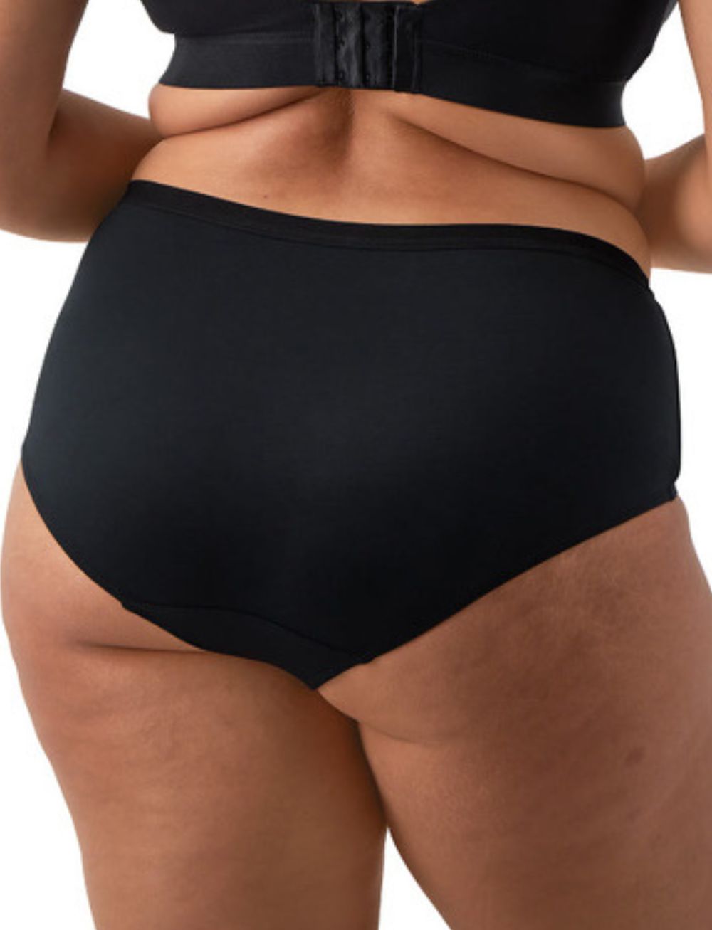 Elomi Downtime Short Black
