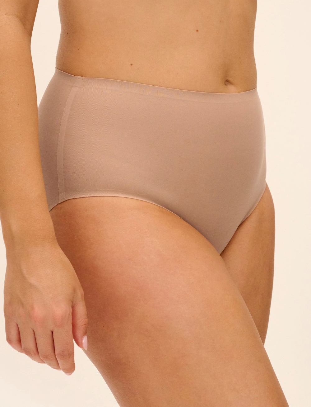 Fantasie Smoothease Invisible Stretch Full Brief Cafe au Lait