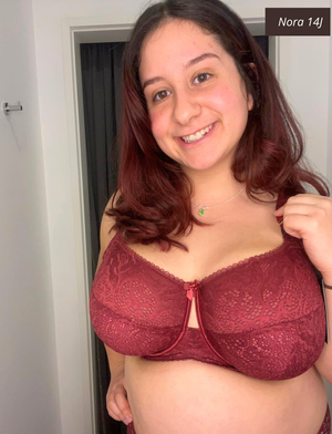 sg-14-16 Sculptresse_Estelle_-_Nora_14J