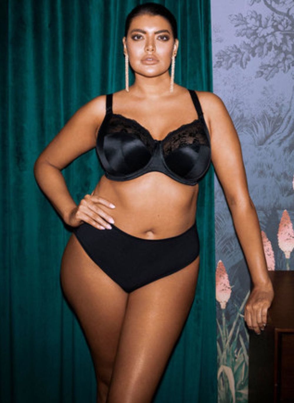 Elomi Lingerie - Non-Moulded Elomi Morgan UW Bra Plain Black