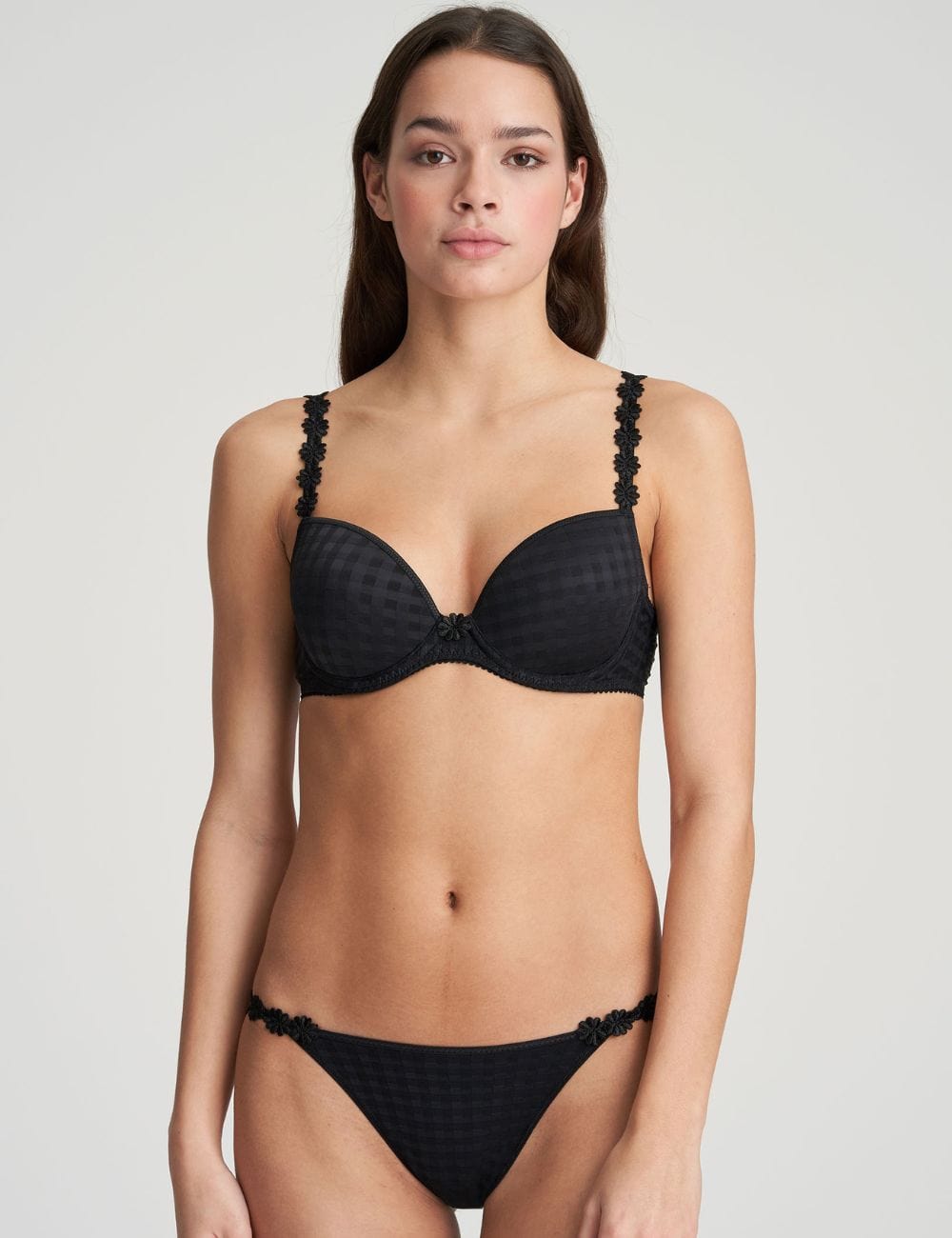 Marie Jo T-Shirt Bra - Moulded Marie Jo Avero Padded Round Shape Bra Black