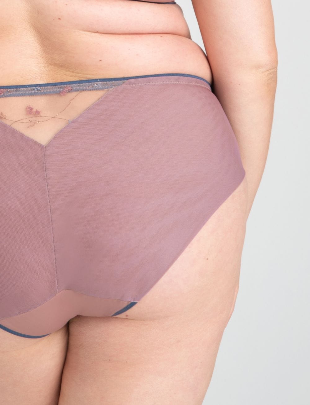 Samanta Lingerie - Bottom - Brief Samanta Ellie Midi Brief Nougat