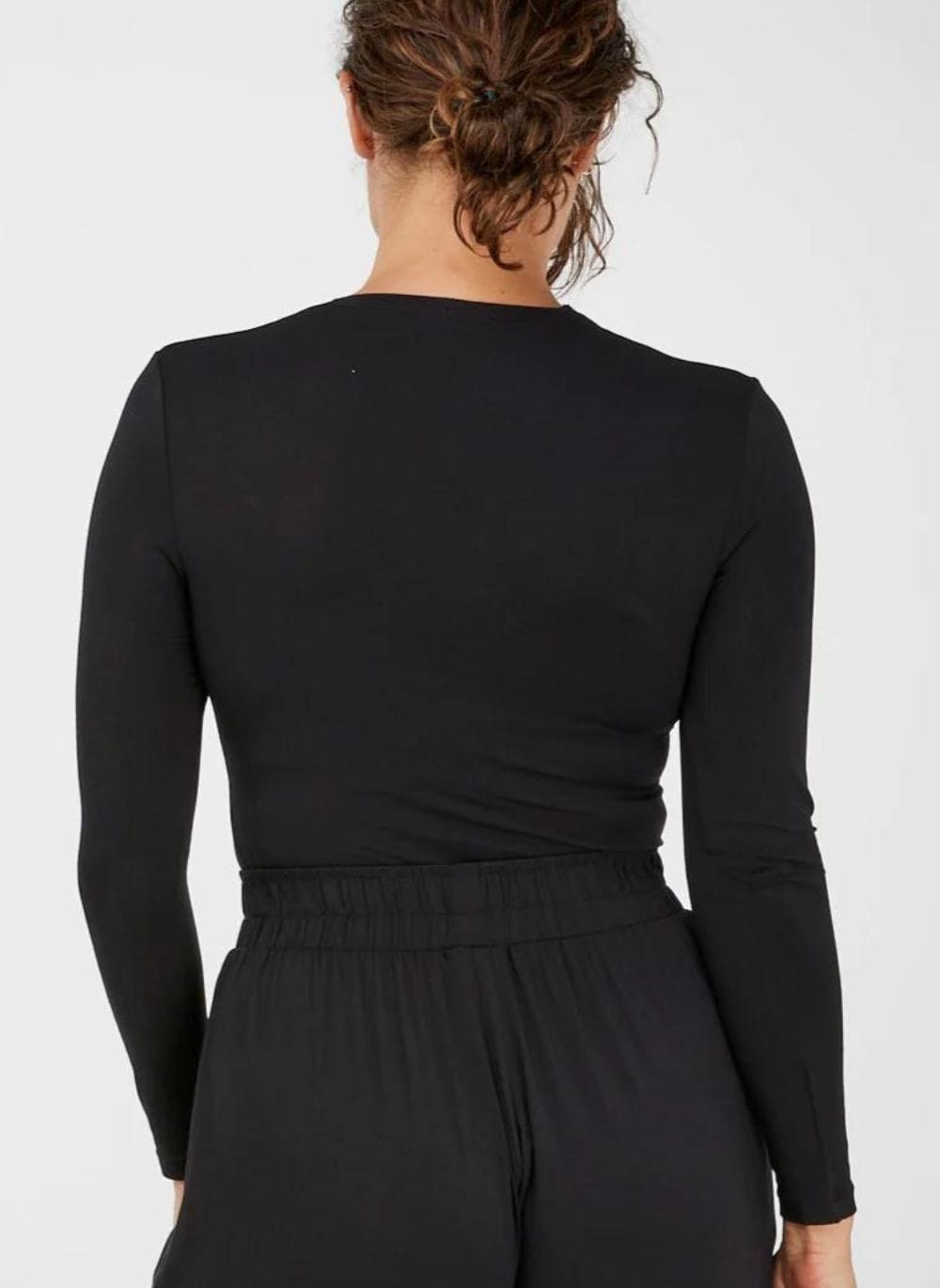 Tani Clothing - Basics - Top Tani Long Sleeve Scoop Neck Top Black